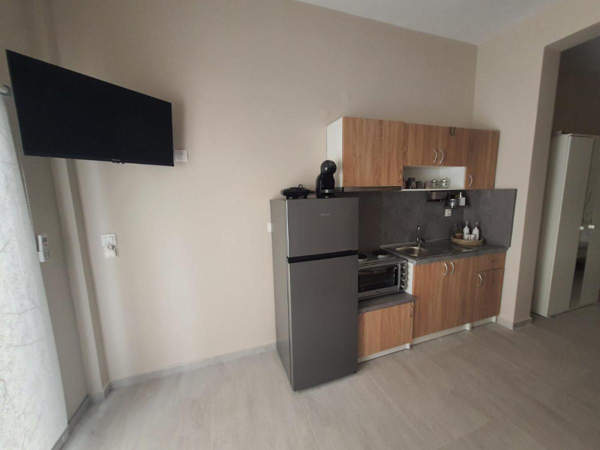 New Apartment ,50M From The Sea At Nea Irakleia. מראה חיצוני תמונה